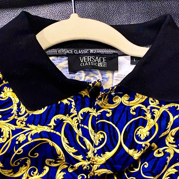 Versace Other - RARE!!! Vintage Versace Classic V2 Baroque Print
